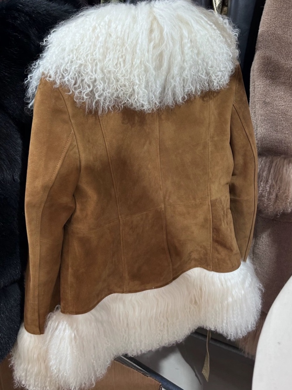 Luxurious Shearling Mongolian sheep fur Coat with Cream suede - Picture 4 of 8